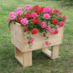 Puidust lillekast/taimekast